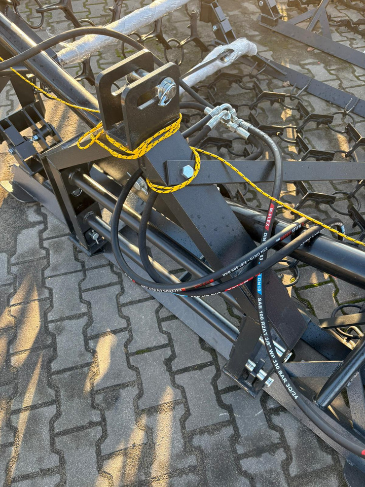 METAL-TECHNIK Wiesenegge / Meadow harrow / Herse de prairie / Strigliatrice / Полевая волокуша / Włóka łąkowa 4 m - Herse à chaîne: photos 5 METAL-TECHNIK Wiesenegge / Meadow harrow / Herse de prairie / Strigliatrice / Полевая волокуша / Włóka łąkowa 4 m - Herse à chaîne: photos 5