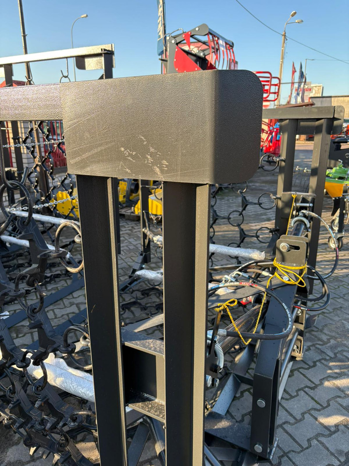 METAL-TECHNIK Wiesenegge / Meadow harrow / Herse de prairie / Strigliatrice / Полевая волокуша / Włóka łąkowa 4 m - Herse à chaîne: photos 4 METAL-TECHNIK Wiesenegge / Meadow harrow / Herse de prairie / Strigliatrice / Полевая волокуша / Włóka łąkowa 4 m - Herse à chaîne: photos 4