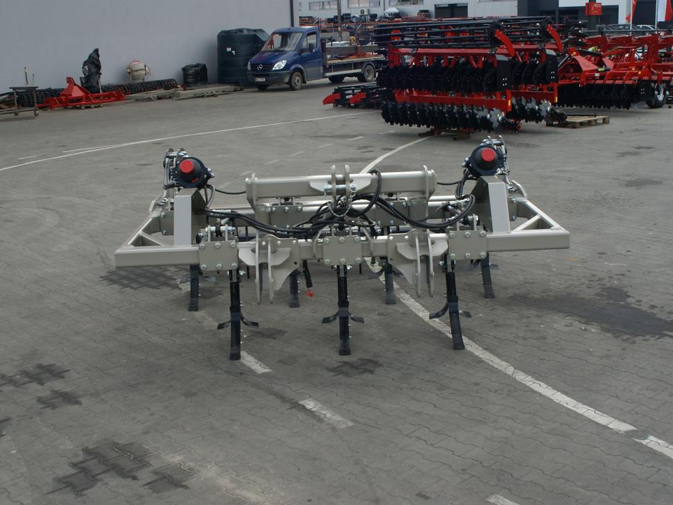 ROLEX Meißelpflug / Chisel plough / Decompacteur chisel / Aratro a scalpello Chisel / Чизельный плуг / Pług dłutowy 3 m - Décompacteur: photos 4 ROLEX Meißelpflug / Chisel plough / Decompacteur chisel / Aratro a scalpello Chisel / Чизельный плуг / Pług dłutowy 3 m - Décompacteur: photos 4