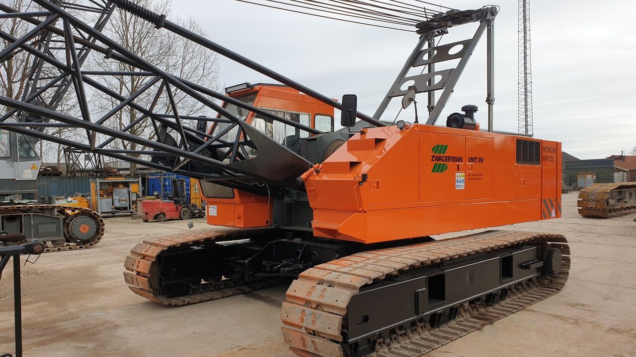 Hitachi KH 125-3 - Grue sur chenilles: photos 2 Hitachi KH 125-3 - Grue sur chenilles: photos 2
