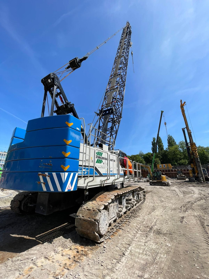 Hitachi-Sumitomo SCX 1000A-3 - Grue sur chenilles: photos 1 Hitachi-Sumitomo SCX 1000A-3 - Grue sur chenilles: photos 1