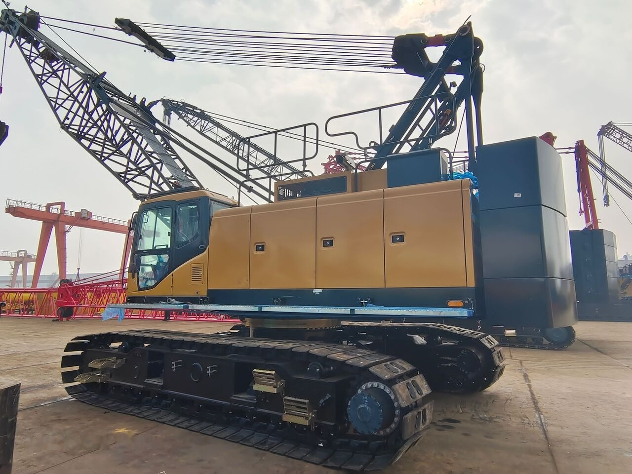 Sany SCE 600 A - Grue sur chenilles: photos 2 Sany SCE 600 A - Grue sur chenilles: photos 2