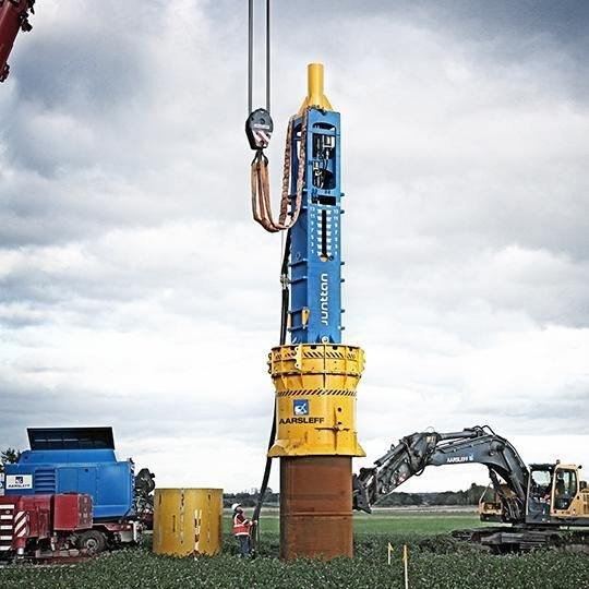 Junttan HHK S - Marteau hydraulique pour Accessoire: photos 1 Junttan HHK S - Marteau hydraulique pour Accessoire: photos 1