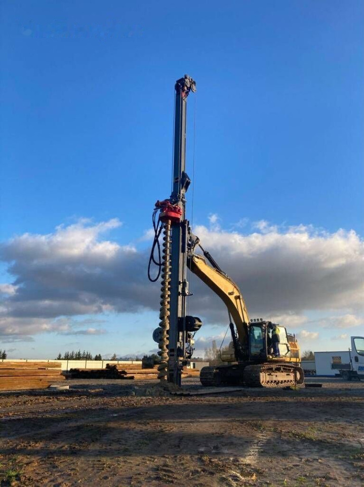 Movax (Мовакс) KB-70S - Mât de battage: photos 1 Movax (Мовакс) KB-70S - Mât de battage: photos 1