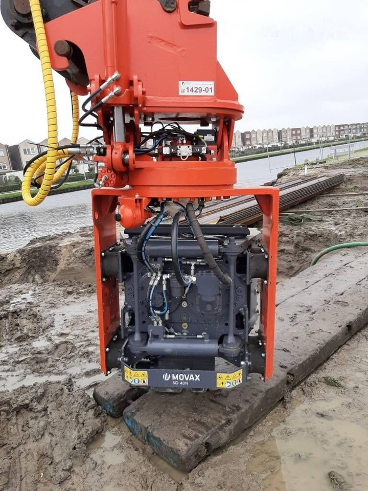 Movax (Мовакс) SG40N - Mât de battage: photos 1 Movax (Мовакс) SG40N - Mât de battage: photos 1