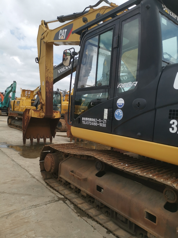 CATERPILLAR 329D - Pelle sur chenille: photos 4 CATERPILLAR 329D - Pelle sur chenille: photos 4