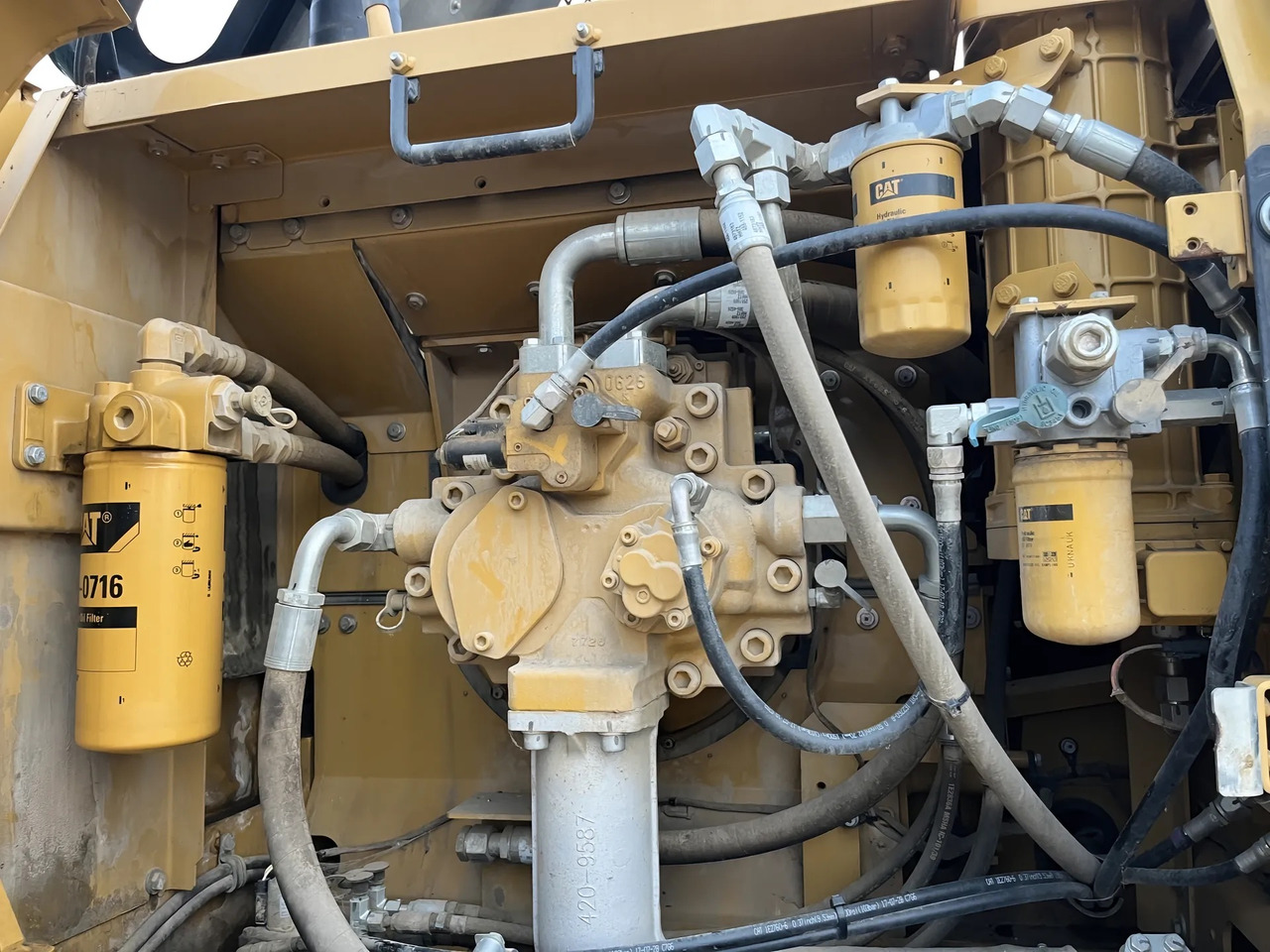 CATERPILLAR 336D2 - Pelle sur chenille: photos 5 CATERPILLAR 336D2 - Pelle sur chenille: photos 5