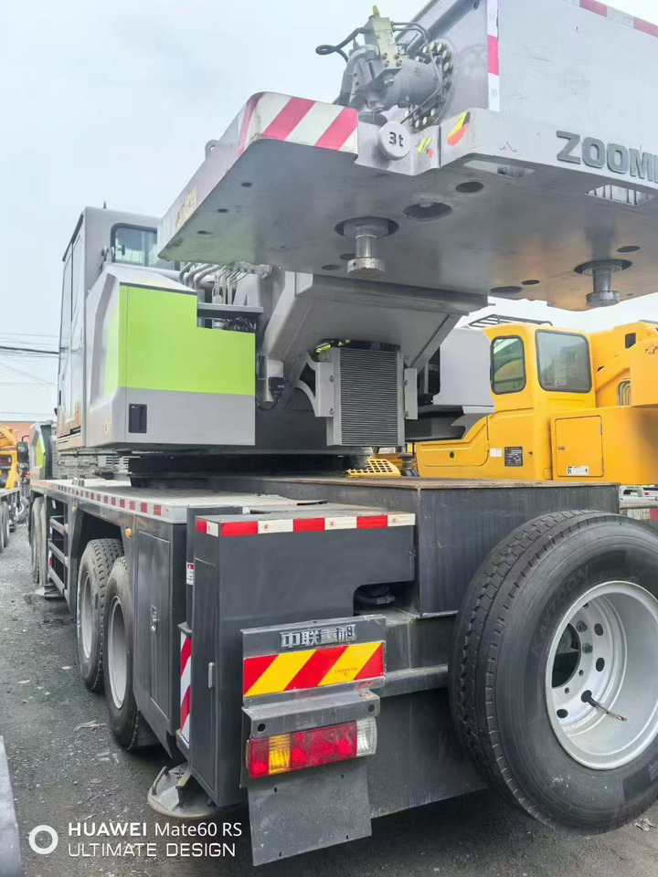 ZOOMLION ZOOMLION - Grue mobile: photos 4 ZOOMLION ZOOMLION - Grue mobile: photos 4