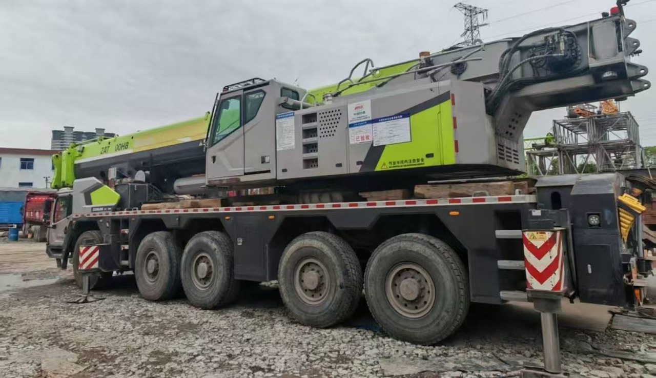 ZOOMLION ZOOMLION ZOOMLION - Grue tout-terrain: photos 5 ZOOMLION ZOOMLION ZOOMLION - Grue tout-terrain: photos 5