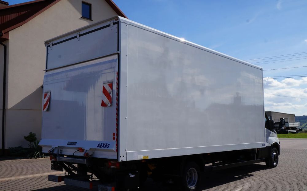Iveco DAILY 72c18  Automat HI-MATIC Kontener 6 m 117 tys km Wzorowy Stan - Camion fourgon: photos 4 Iveco DAILY 72c18  Automat HI-MATIC Kontener 6 m 117 tys km Wzorowy Stan - Camion fourgon: photos 4