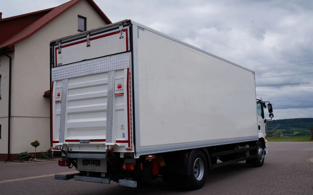 MAN TGM 18.250 / 18.290 EURO 6 KONTENER 19 PALET ŁAD. 9800 KG WINDA - Camion fourgon: photos 5 MAN TGM 18.250 / 18.290 EURO 6 KONTENER 19 PALET ŁAD. 9800 KG WINDA - Camion fourgon: photos 5