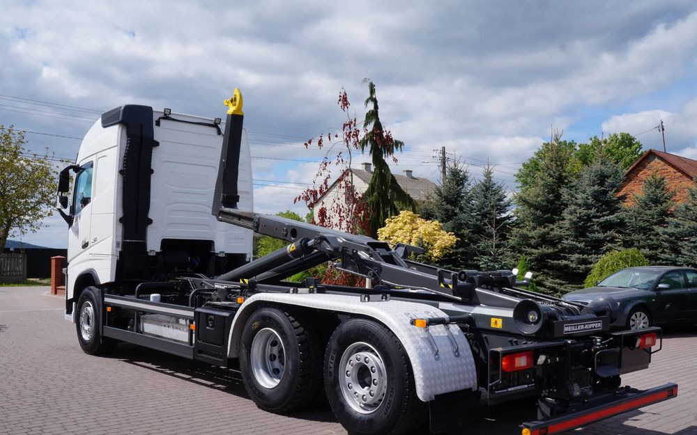 Volvo FH 460 6X2 HAKOWIEC MEILLER RK 20.70 OŚ SKRĘTNA I PODNOSZONA - Camion ampliroll: photos 4 Volvo FH 460 6X2 HAKOWIEC MEILLER RK 20.70 OŚ SKRĘTNA I PODNOSZONA - Camion ampliroll: photos 4