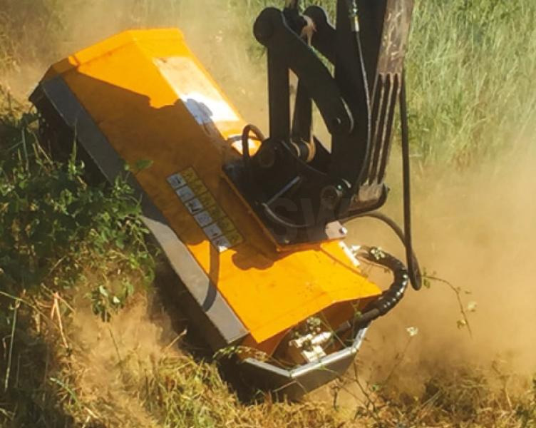 FEMAC T5 105 BROYEUR POUR PELLE - Accessoire pour Pelle: photos 2 FEMAC T5 105 BROYEUR POUR PELLE - Accessoire pour Pelle: photos 2