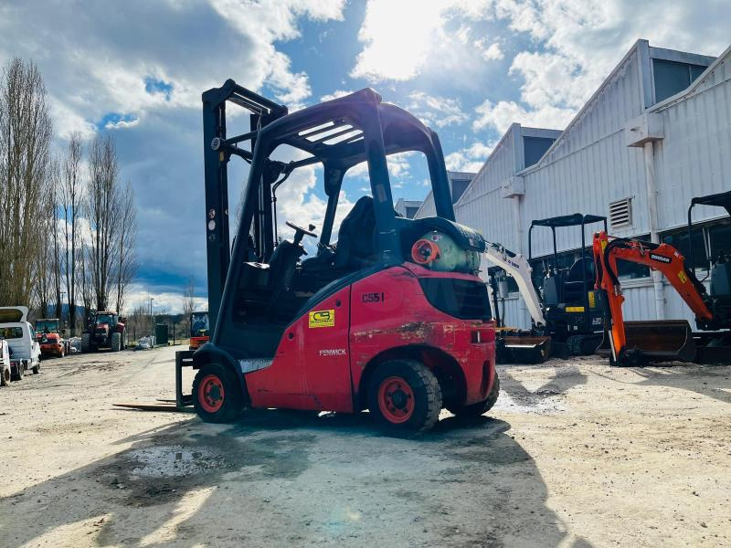 FENWICK Chariot élévateur H14 - Chariot élévateur à gaz: photos 5 FENWICK Chariot élévateur H14 - Chariot élévateur à gaz: photos 5