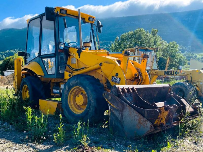 Jcb 2 CX TRACTOPELLE 5,2T (NET DE TVA) - Tractopelle: photos 2 Jcb 2 CX TRACTOPELLE 5,2T (NET DE TVA) - Tractopelle: photos 2