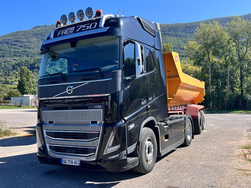 Volvo FH16 750cv 4x2 Cabine Glob Hydraulique - Tracteur routier: photos 1 Volvo FH16 750cv 4x2 Cabine Glob Hydraulique - Tracteur routier: photos 1