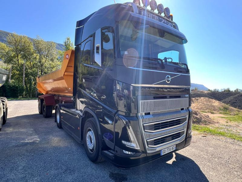 Volvo FH16 750cv 4x2 Cabine Glob Hydraulique - Tracteur routier: photos 2 Volvo FH16 750cv 4x2 Cabine Glob Hydraulique - Tracteur routier: photos 2