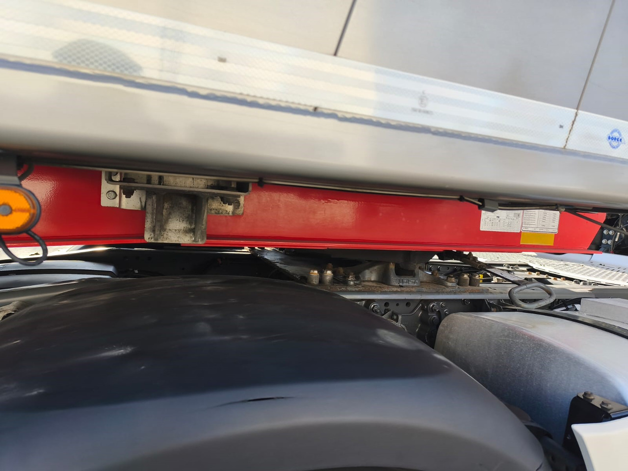 Semi-remorque benne BODEX KIS3B KIS3WA: photos 29 Semi-remorque benne BODEX KIS3B KIS3WA: photos 29