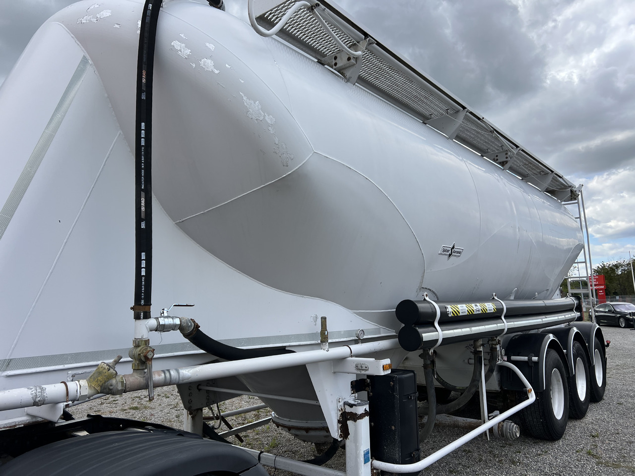 SPITZER S27DR-F010 - Citerne pulvérulente: photos 3 SPITZER S27DR-F010 - Citerne pulvérulente: photos 3