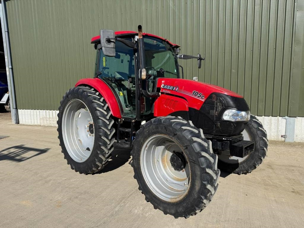 Case Farmall 105c - Tracteur agricole: photos 3 Case Farmall 105c - Tracteur agricole: photos 3