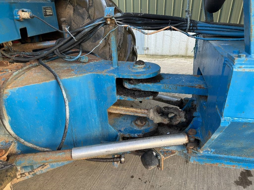 Tracteur agricole Ford 8210 Self Propelled Gravel Cart: photos 6