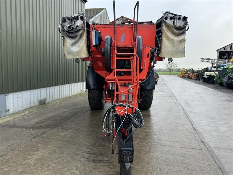 Kuhn Kuhn AGT 6036 Boom Fert Spreader - Distributeur d'engrais: photos 5 Kuhn Kuhn AGT 6036 Boom Fert Spreader - Distributeur d'engrais: photos 5