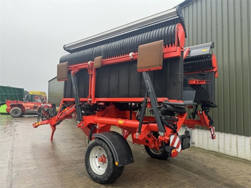 Kuhn Merge Maxx 950 Merger - Faneuse: photos 2 Kuhn Merge Maxx 950 Merger - Faneuse: photos 2