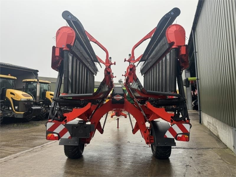 Kuhn Merge Maxx 950 Merger - Faneuse: photos 3 Kuhn Merge Maxx 950 Merger - Faneuse: photos 3
