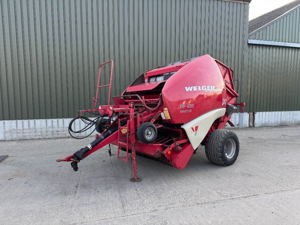 Lely Welger RP435 Master - Presse à balles rondes: photos 1 Lely Welger RP435 Master - Presse à balles rondes: photos 1