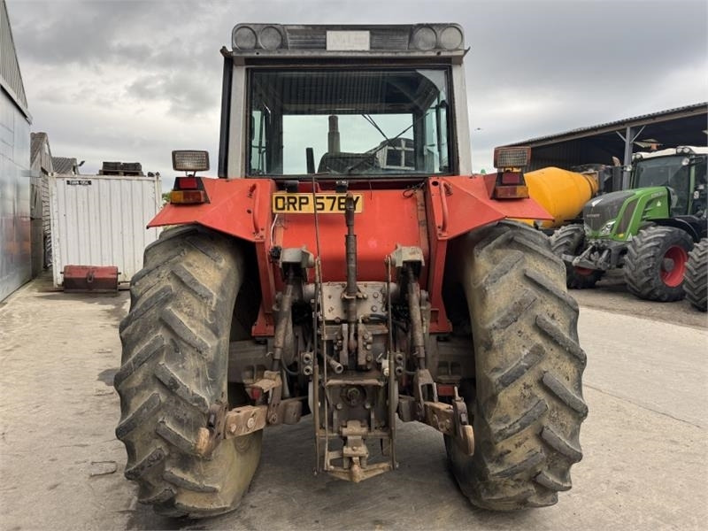 Massey Ferguson 2720 - Tracteur agricole: photos 5 Massey Ferguson 2720 - Tracteur agricole: photos 5