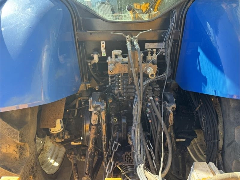 Epareuse New Holland New Holland T6080 c/w Herder Cavalier Mid Mount He: photos 11