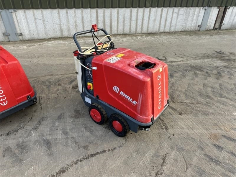 Steam Cleaner Steam Cleaner Pressure Washers - Nettoyeur haute pression: photos 1 Steam Cleaner Steam Cleaner Pressure Washers - Nettoyeur haute pression: photos 1