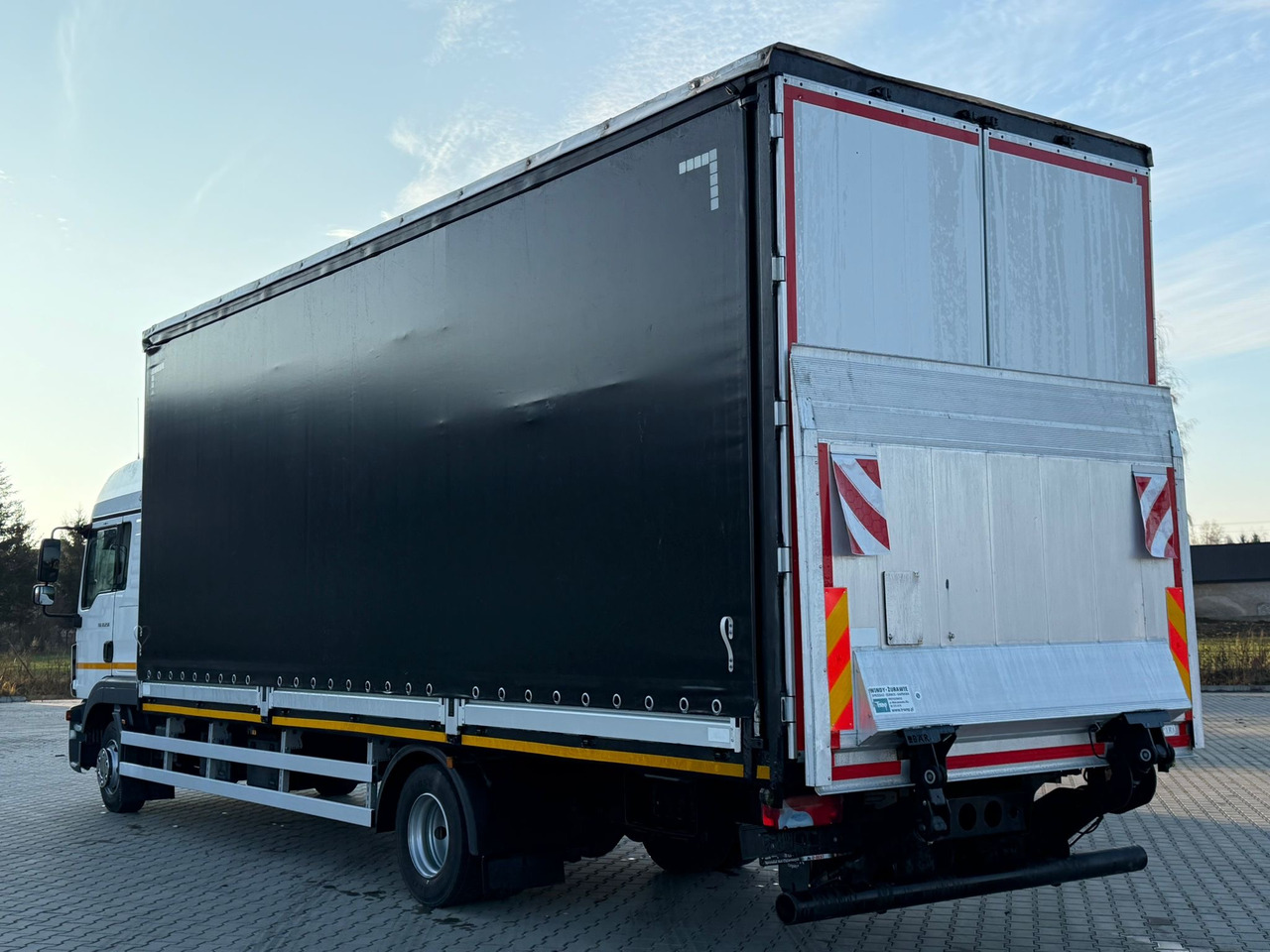 MAN TGL 12.250 / BURTO - FIRANKA / WINDA / 18 EUROPALET / SYPIALKA / 2018 ROK - Camion à rideaux coulissants: photos 4 MAN TGL 12.250 / BURTO - FIRANKA / WINDA / 18 EUROPALET / SYPIALKA / 2018 ROK - Camion à rideaux coulissants: photos 4