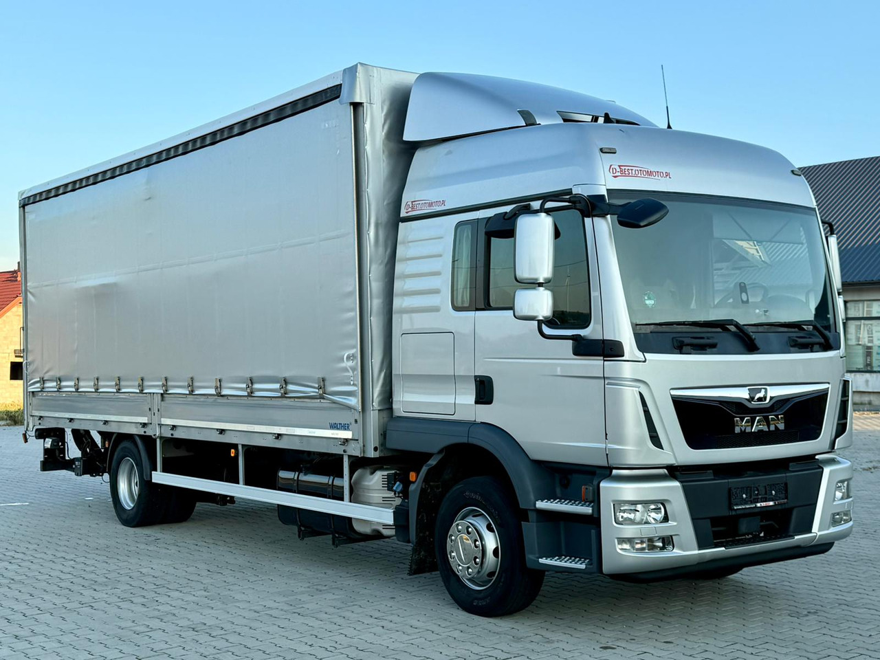 MAN TGM 12.250 / TGL / BURTO - FIRANKA / WINDA / 18 PALET / AUTOMAT - Camion à rideaux coulissants: photos 1 MAN TGM 12.250 / TGL / BURTO - FIRANKA / WINDA / 18 PALET / AUTOMAT - Camion à rideaux coulissants: photos 1