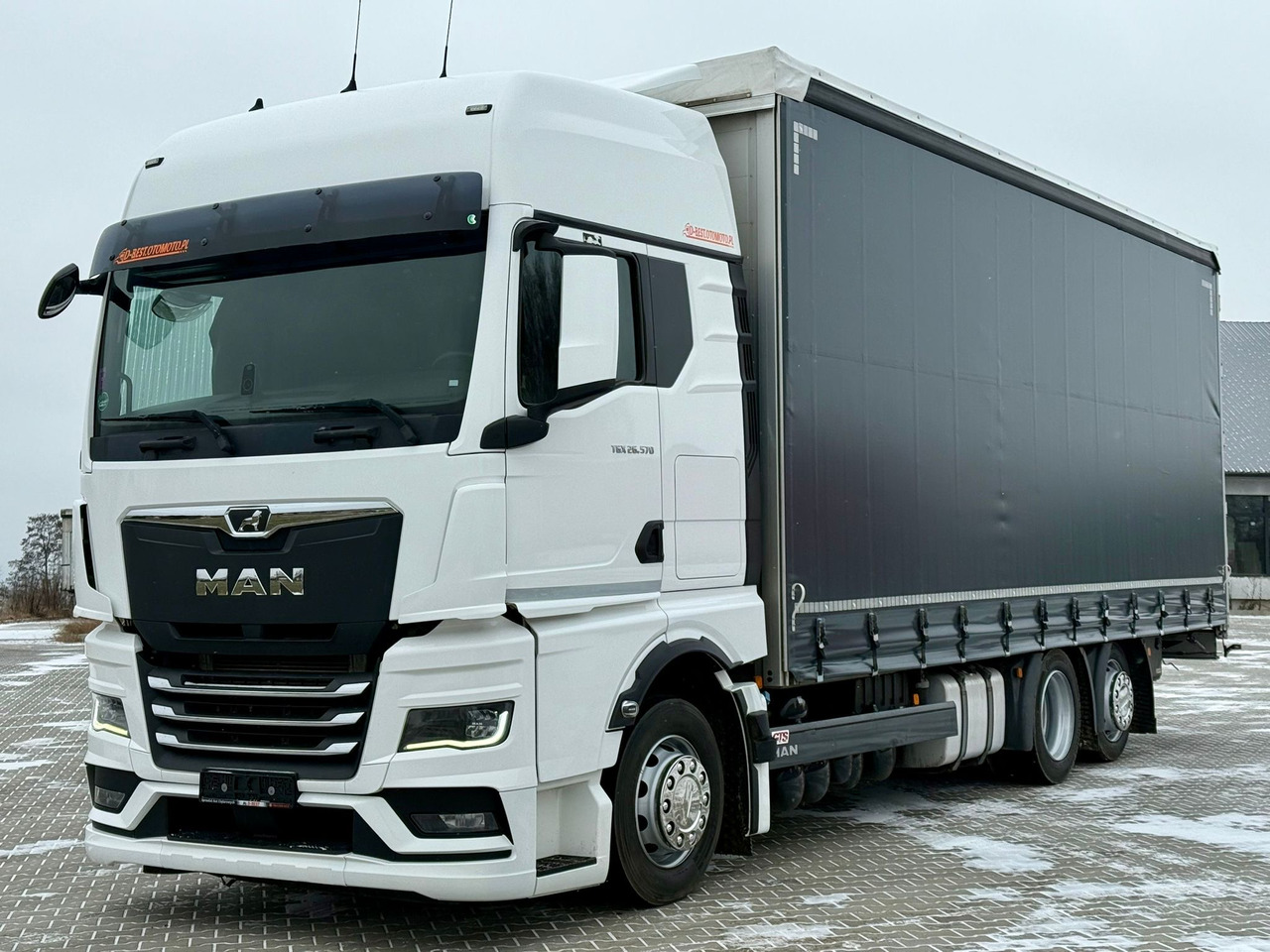 MAN TGX 26.470 / FIRANKA / 19 EUROPALET / XXL / NISKI PRZEBIEG / NOWY MODEL / 6X2 - Camion à rideaux coulissants: photos 2 MAN TGX 26.470 / FIRANKA / 19 EUROPALET / XXL / NISKI PRZEBIEG / NOWY MODEL / 6X2 - Camion à rideaux coulissants: photos 2