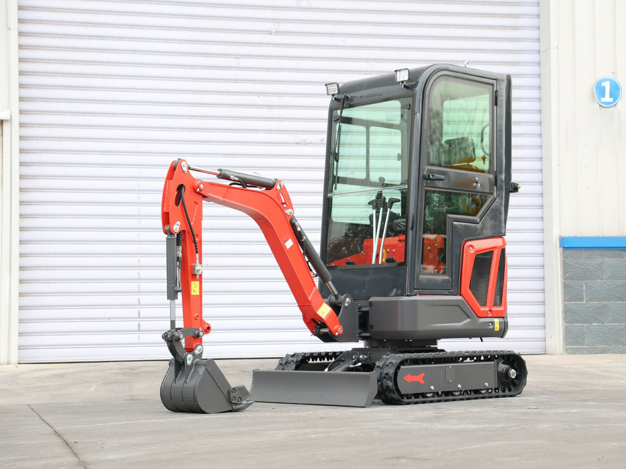 KUBOTA Diesel Mini excavator 1.6 Ton - Müller Machinery MB 16 - KSH - Mini pelle: photos 5 KUBOTA Diesel Mini excavator 1.6 Ton - Müller Machinery MB 16 - KSH - Mini pelle: photos 5