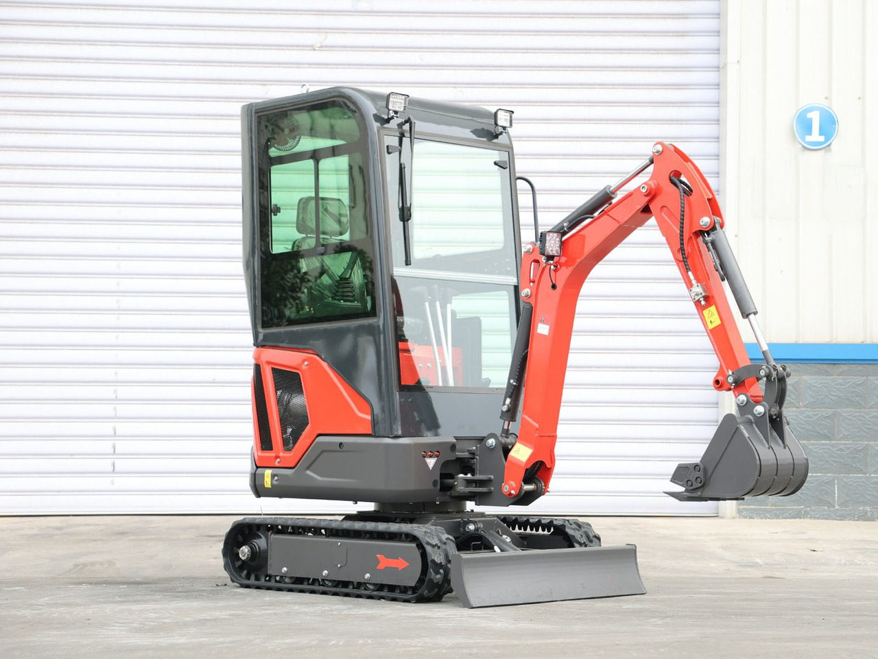 KUBOTA Diesel Mini excavator 1.6 Ton - Müller Machinery MB 16 - KSH - Mini pelle: photos 2 KUBOTA Diesel Mini excavator 1.6 Ton - Müller Machinery MB 16 - KSH - Mini pelle: photos 2