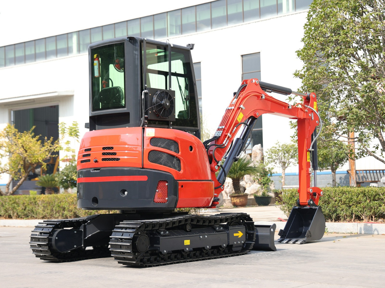 KUBOTA Diesel Mini excavator 3.5 Ton - Müller Machinery MB 35 Plus - VKSH - Mini pelle: photos 5 KUBOTA Diesel Mini excavator 3.5 Ton - Müller Machinery MB 35 Plus - VKSH - Mini pelle: photos 5