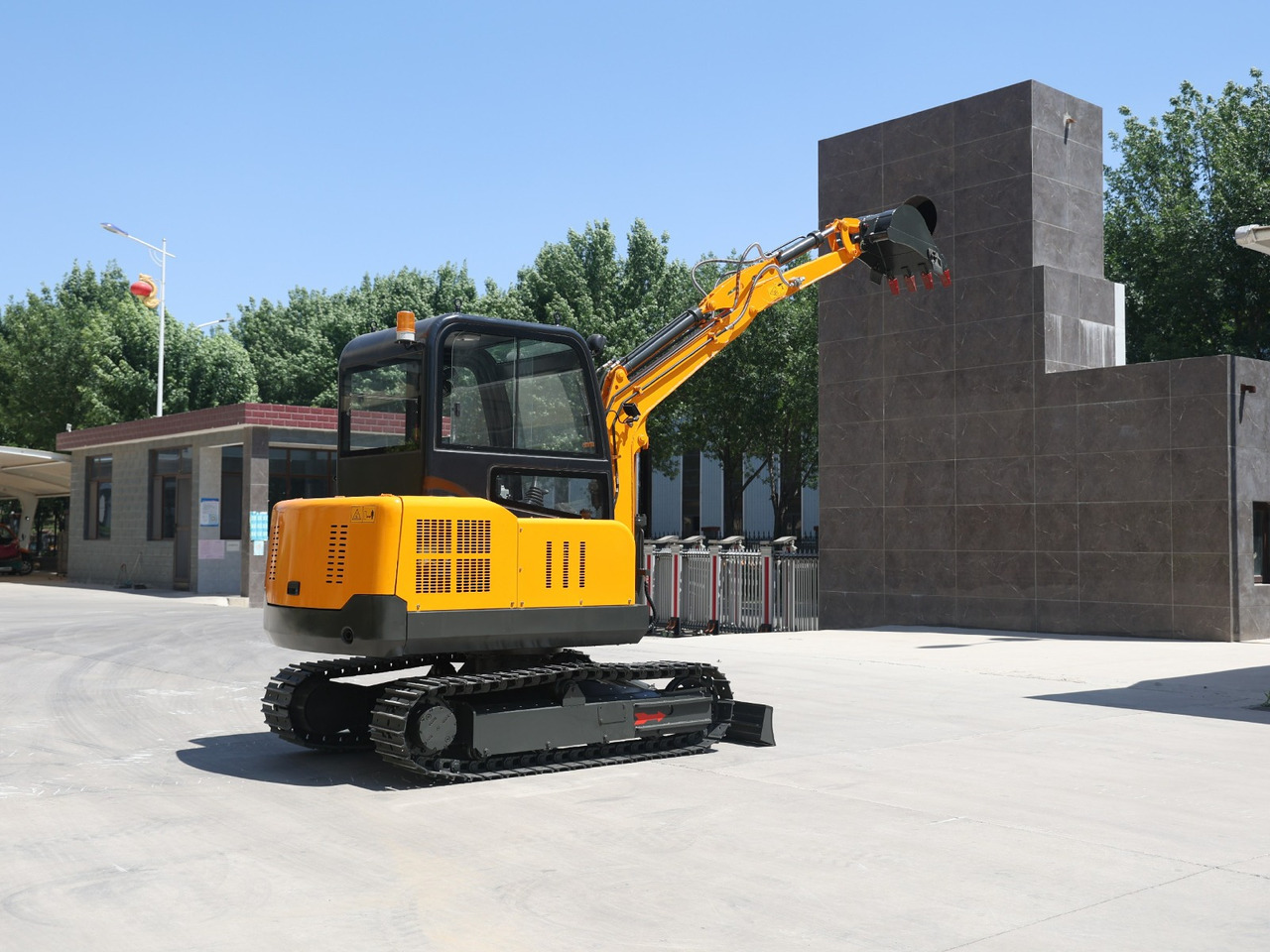 Müller Machinery Diesel Mini excavator 4 ton - Müller Machinery MB 40 - KSH Xinchai 4D32 Motor - Mini pelle: photos 4 Müller Machinery Diesel Mini excavator 4 ton - Müller Machinery MB 40 - KSH Xinchai 4D32 Motor - Mini pelle: photos 4