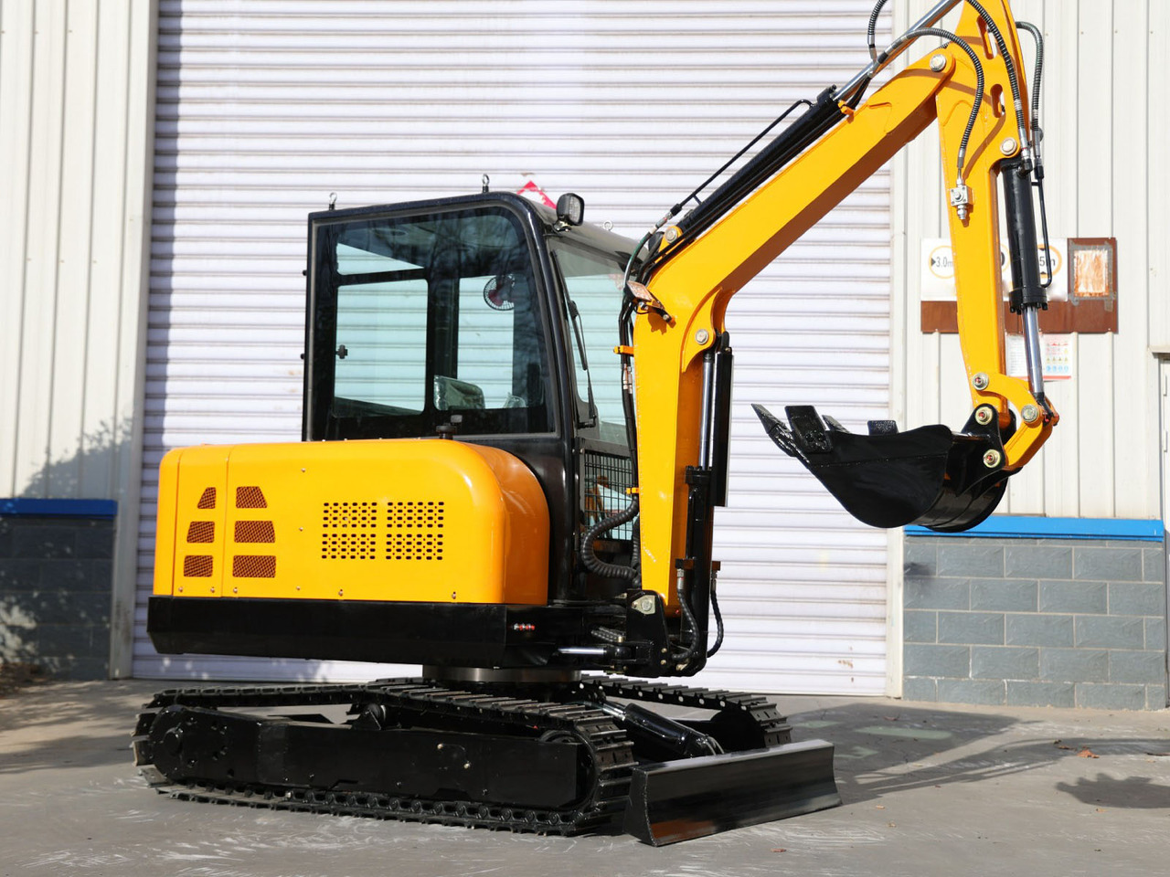 Müller Machinery - Xinchai 4D32 Motor Diesel Mini excavator 3.5 Ton - Müller Machinery MB 35 - VKSH - Mini pelle: photos 3 Müller Machinery - Xinchai 4D32 Motor Diesel Mini excavator 3.5 Ton - Müller Machinery MB 35 - VKSH - Mini pelle: photos 3