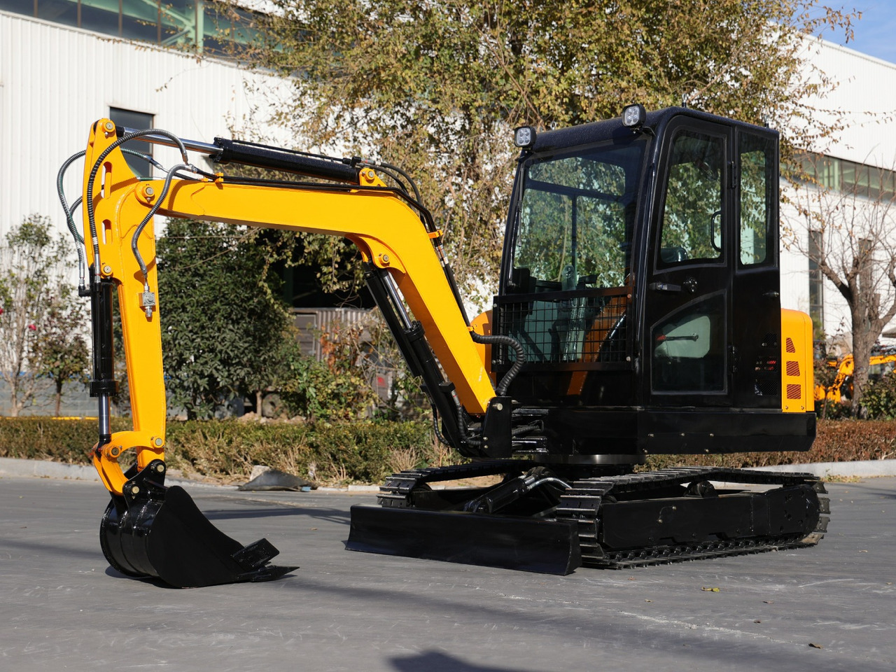 Müller Machinery - Xinchai 4D32 Motor Diesel Mini excavator 3.5 Ton - Müller Machinery MB 35 - VKSH - Mini pelle: photos 2 Müller Machinery - Xinchai 4D32 Motor Diesel Mini excavator 3.5 Ton - Müller Machinery MB 35 - VKSH - Mini pelle: photos 2