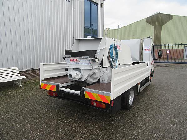 2007 Truck Concrete pump PUTZMEISTER P715 SD - Camion pompe: photos 3 2007 Truck Concrete pump PUTZMEISTER P715 SD - Camion pompe: photos 3