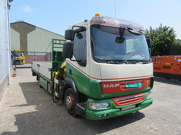 DAF DAF FA LF 45.160 & HIAB crane. - Camion plateau, Camion grue: photos 4 DAF DAF FA LF 45.160 & HIAB crane. - Camion plateau, Camion grue: photos 4