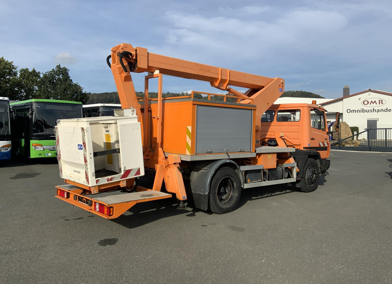 Mercedes-Benz 1117 - Camion avec nacelle: photos 3 Mercedes-Benz 1117 - Camion avec nacelle: photos 3