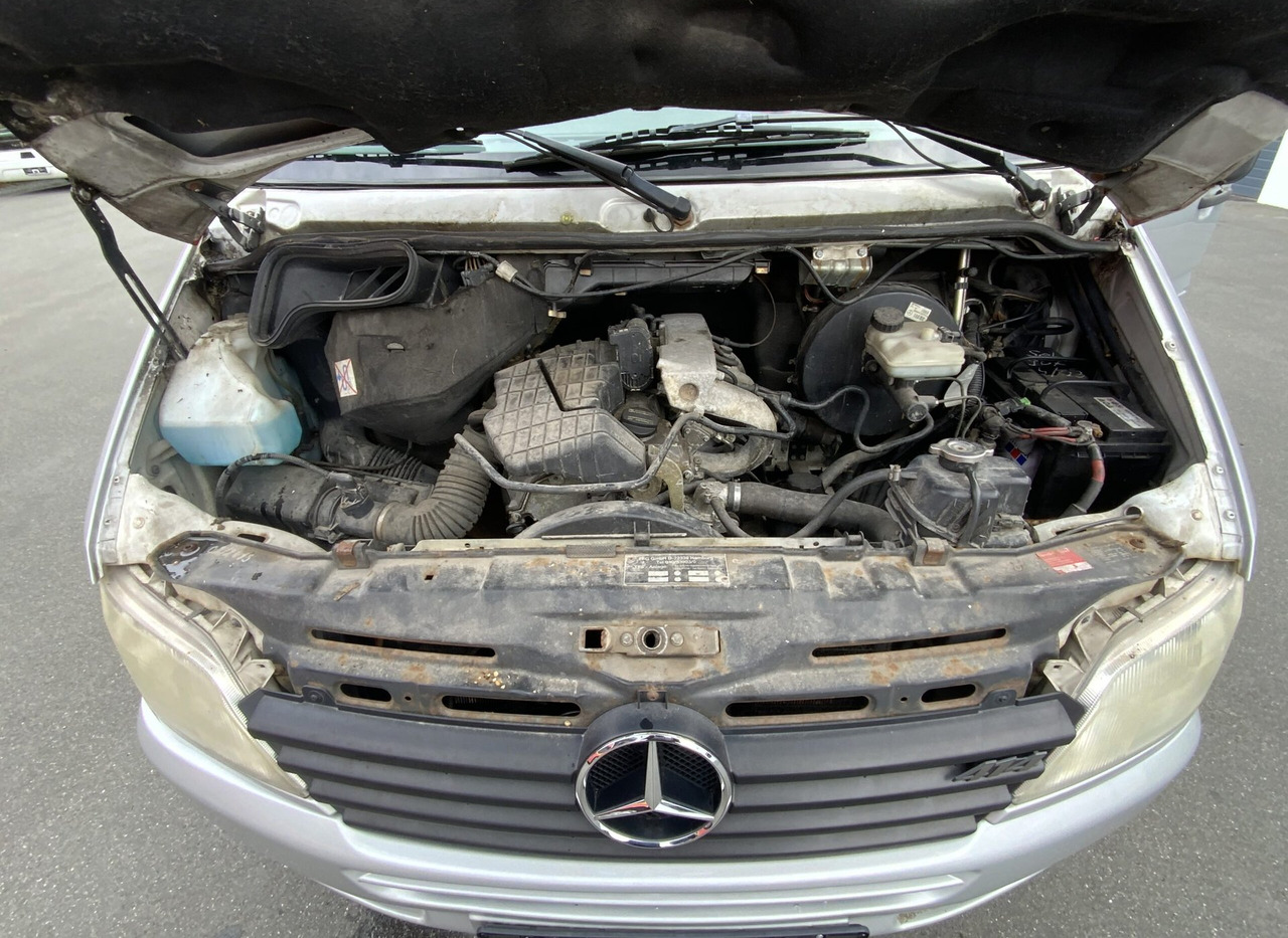 Mercedes-Benz 414 Sprinter en crédit-bail Mercedes-Benz 414 Sprinter: photos 9 Mercedes-Benz 414 Sprinter en crédit-bail Mercedes-Benz 414 Sprinter: photos 9