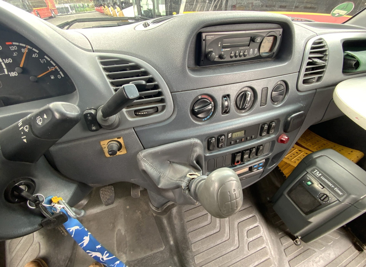 Mercedes-Benz 414 Sprinter en crédit-bail Mercedes-Benz 414 Sprinter: photos 18 Mercedes-Benz 414 Sprinter en crédit-bail Mercedes-Benz 414 Sprinter: photos 18