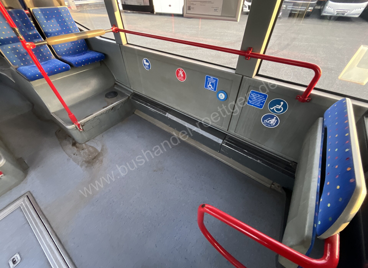 Bus urbain Mercedes-Benz Citaro O 530: photos 12