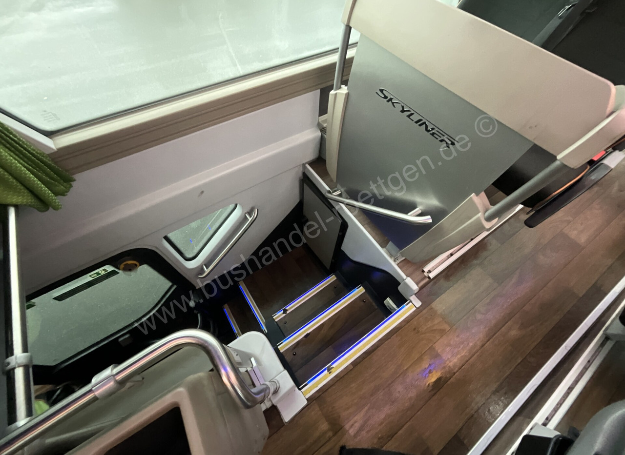 Neoplan Skyliner L en crédit-bail Neoplan Skyliner L: photos 17