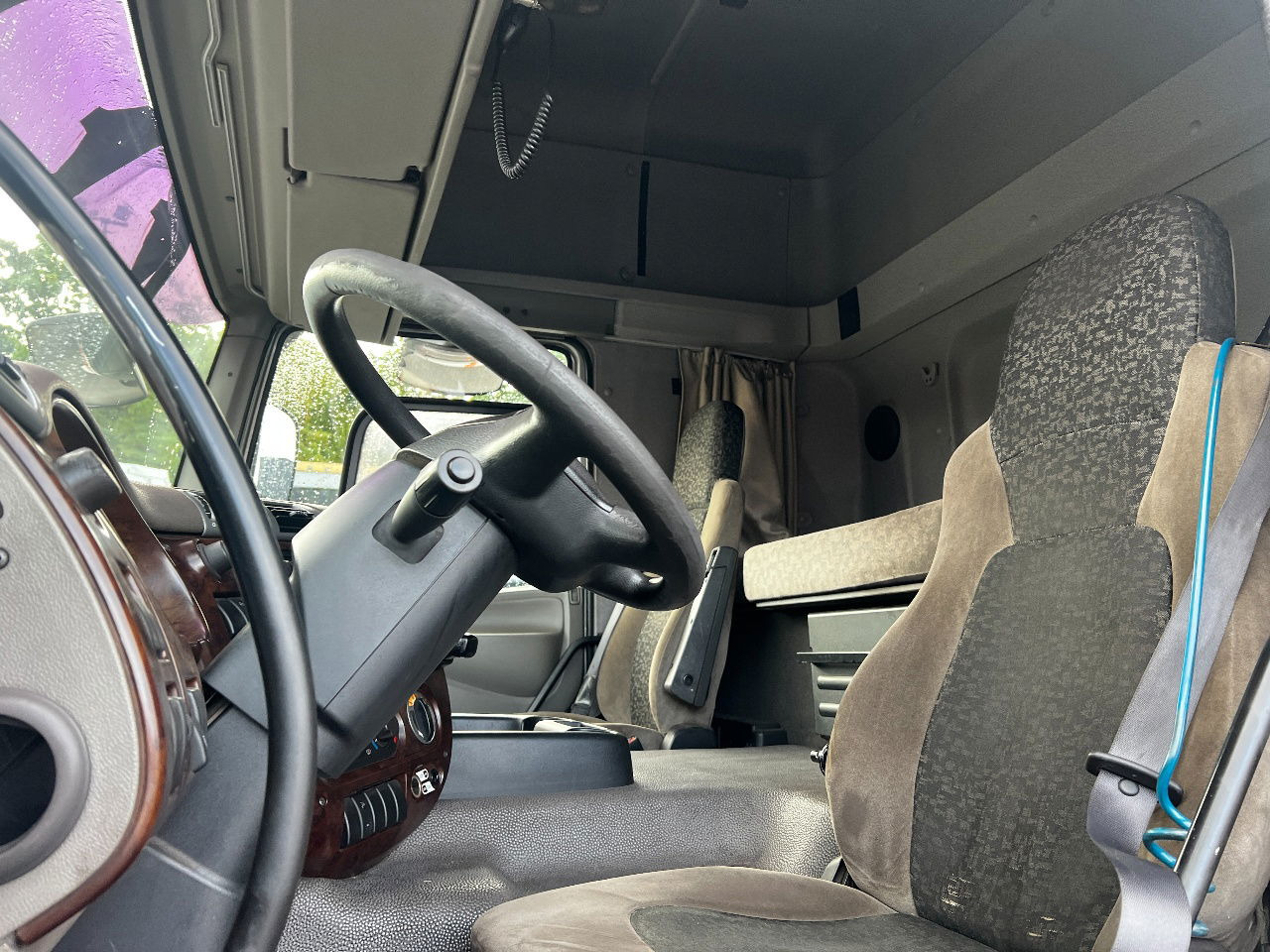 Camion à rideaux coulissants DAF CF 75.250 SC, Euro 5: photos 11