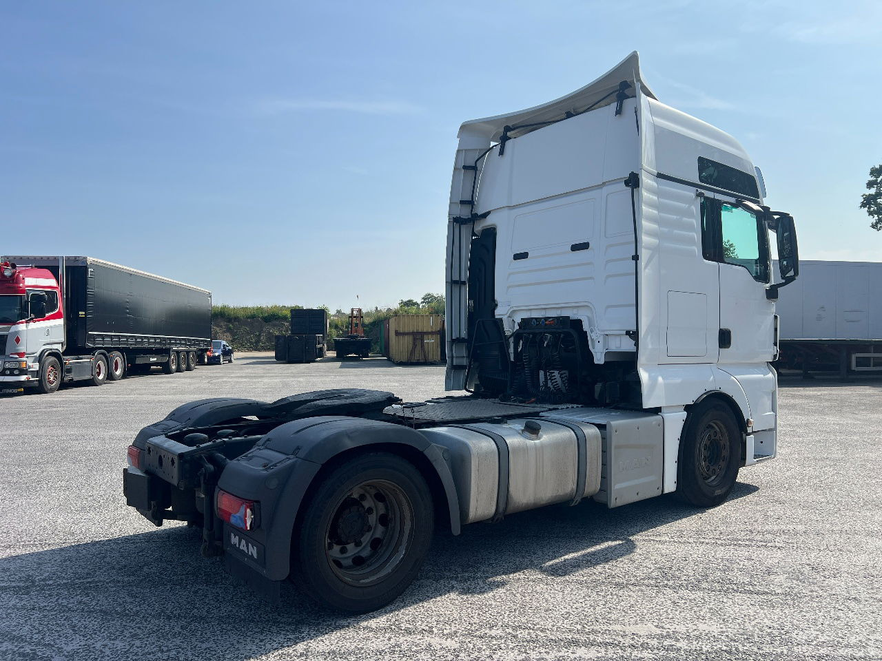 MAN TGX 18.440 XXL, LLS-U mega - Tracteur routier: photos 3 MAN TGX 18.440 XXL, LLS-U mega - Tracteur routier: photos 3